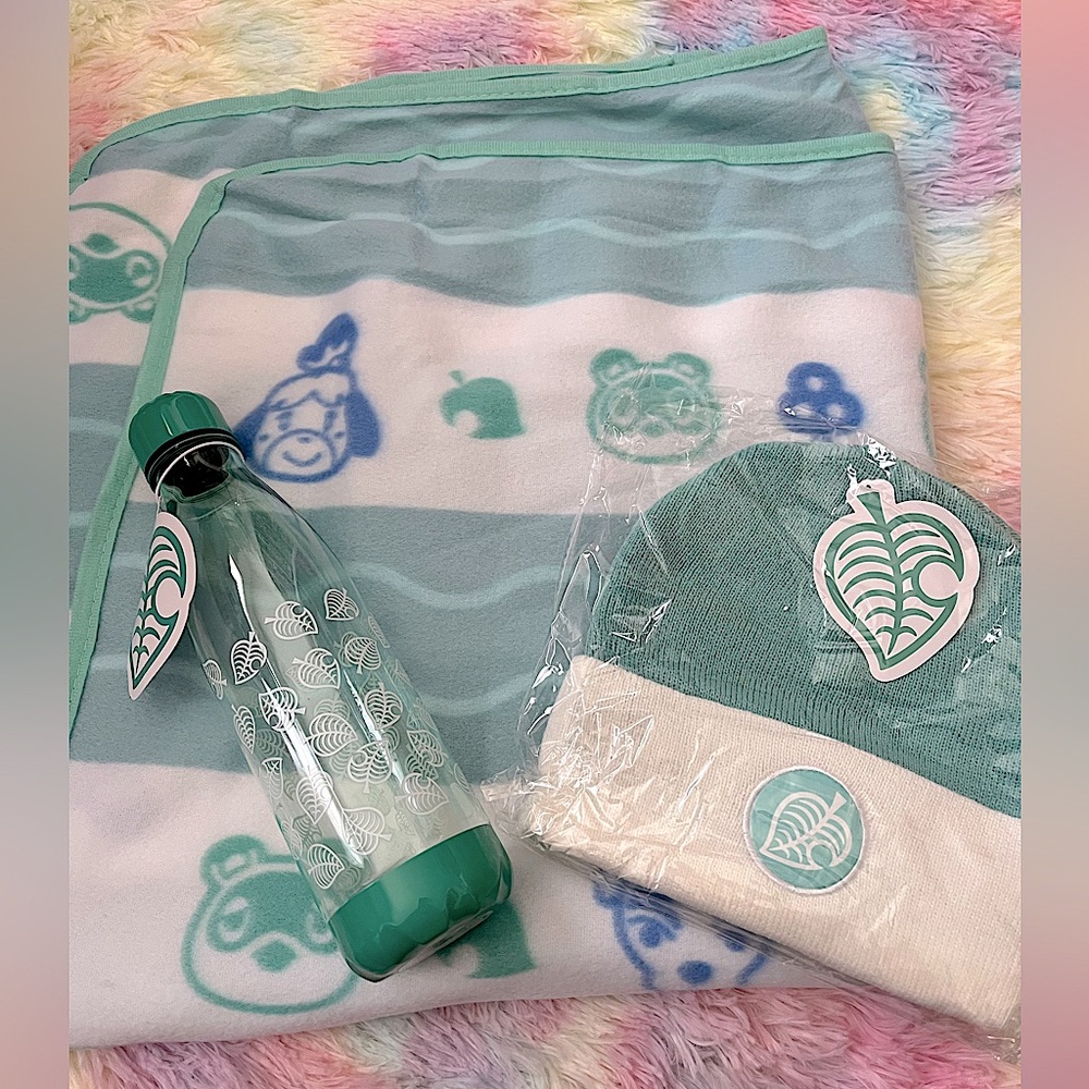 Animal Crossing Blanket, Bottle, and Beanie Set